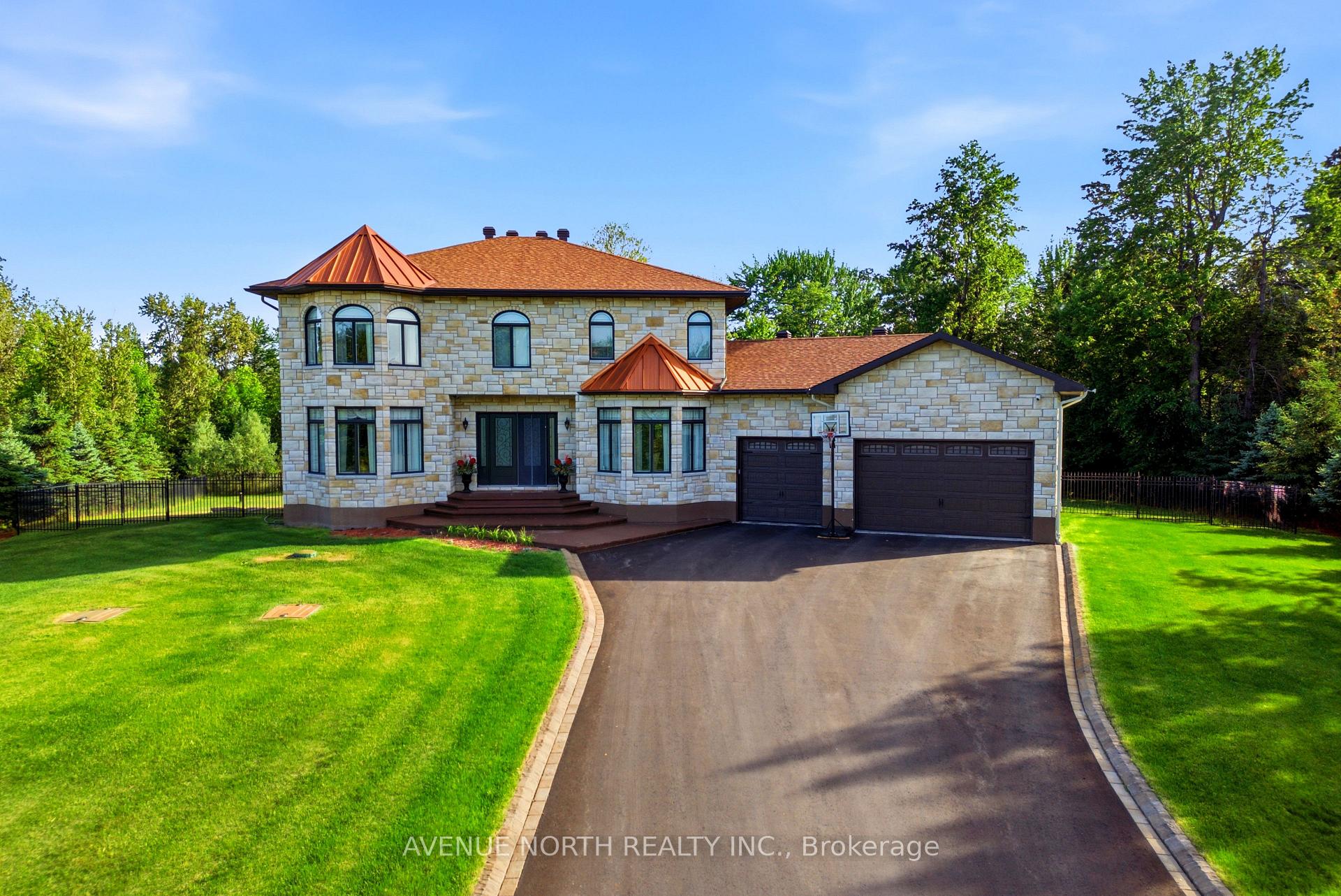 699 Ballycastle Crescent, Blossom Park - Airport and Area, ON, exterior
