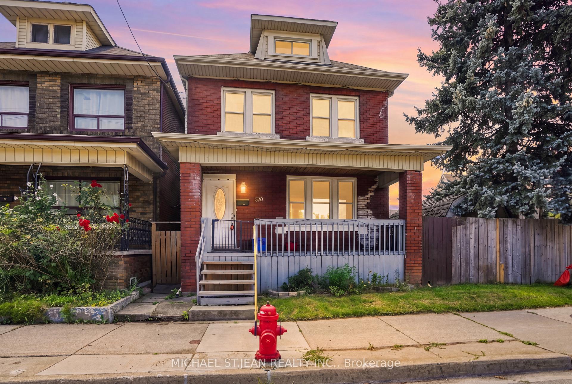 570 Cannon Street E, Hamilton, ON, exterior