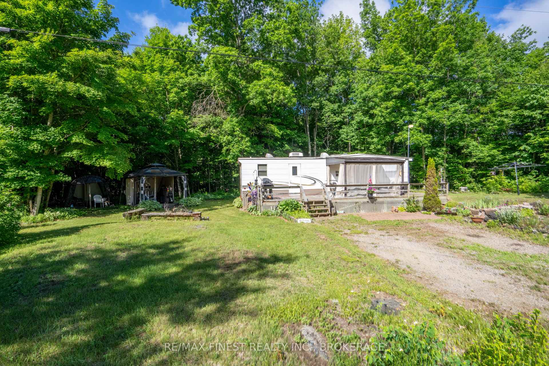 1059 Northview Lane, Frontenac, ON, exterior