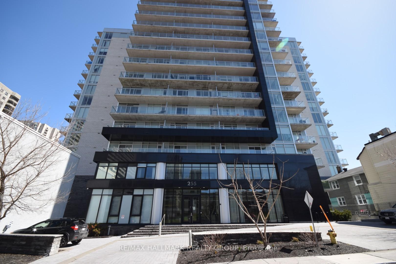 1412 - 255 Bay Street, Ottawa Centre, ON, exterior