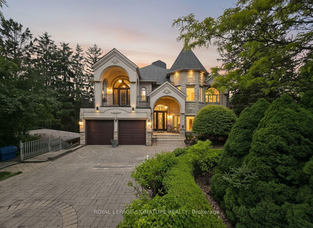 217 Garden Avenue, Richmond Hill, ON, exterior