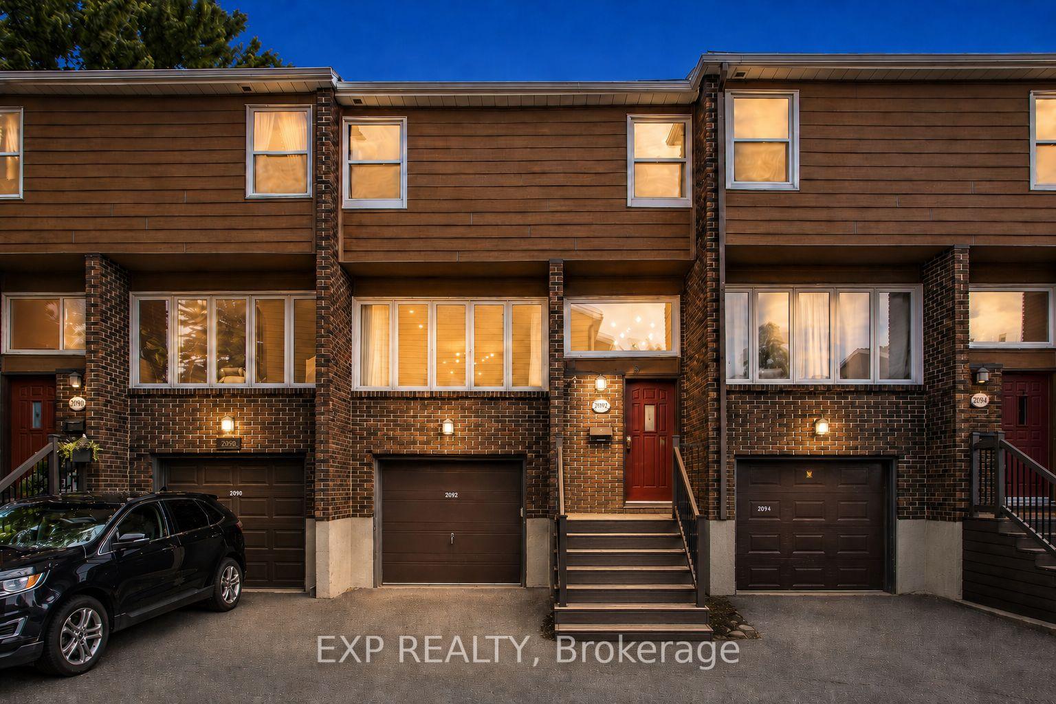 2092 Eric Crescent, Cyrville - Carson Grove - Pineview, ON, exterior