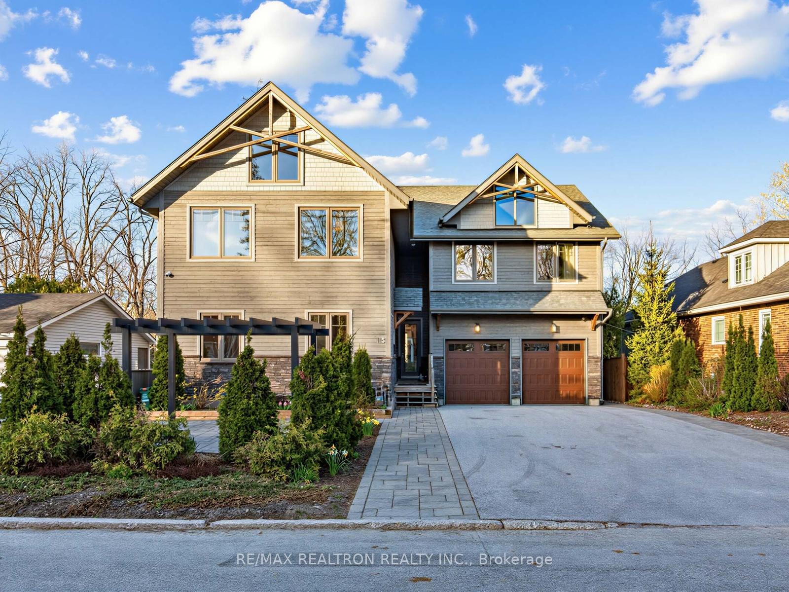 115 Clapperton Street, Barrie, ON, exterior