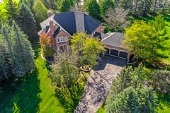 50 Trainor Court, King, ON, exterior