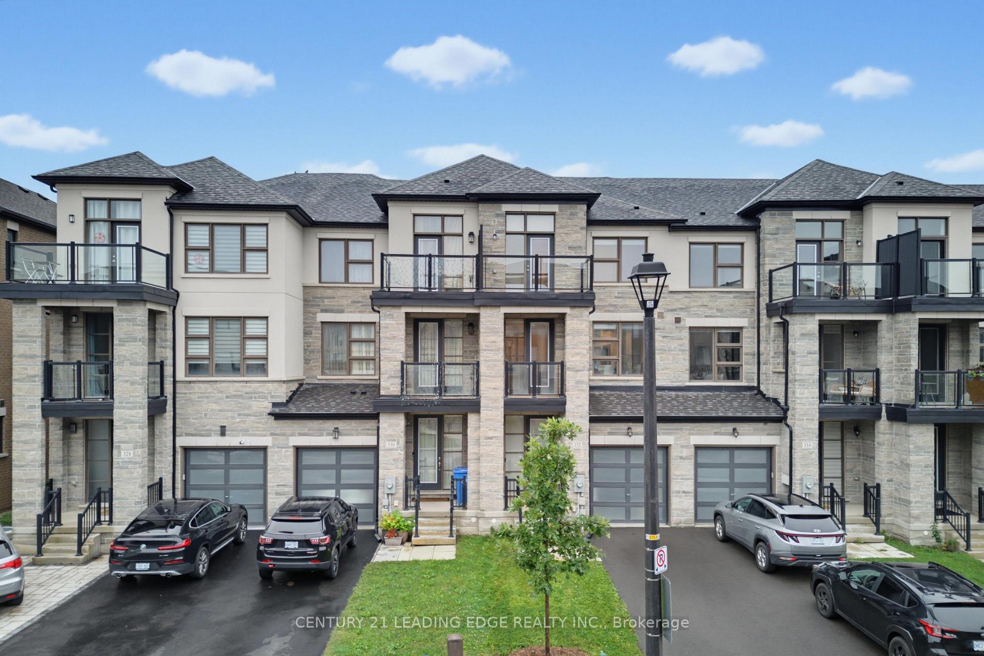 332 Laplante Street, Newmarket, ON, exterior