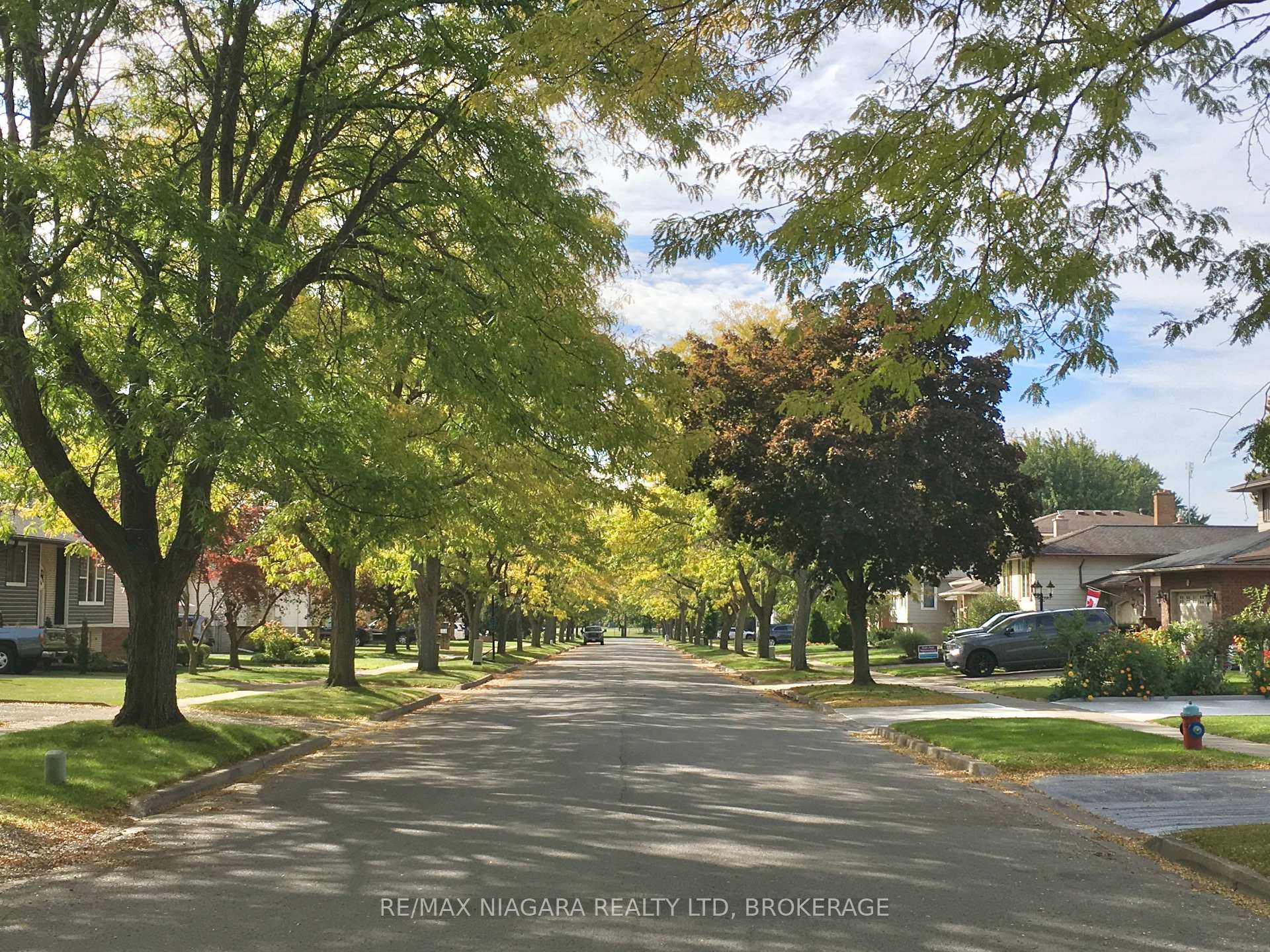 6086 Eldorado Avenue, Niagara Falls, ON, exterior