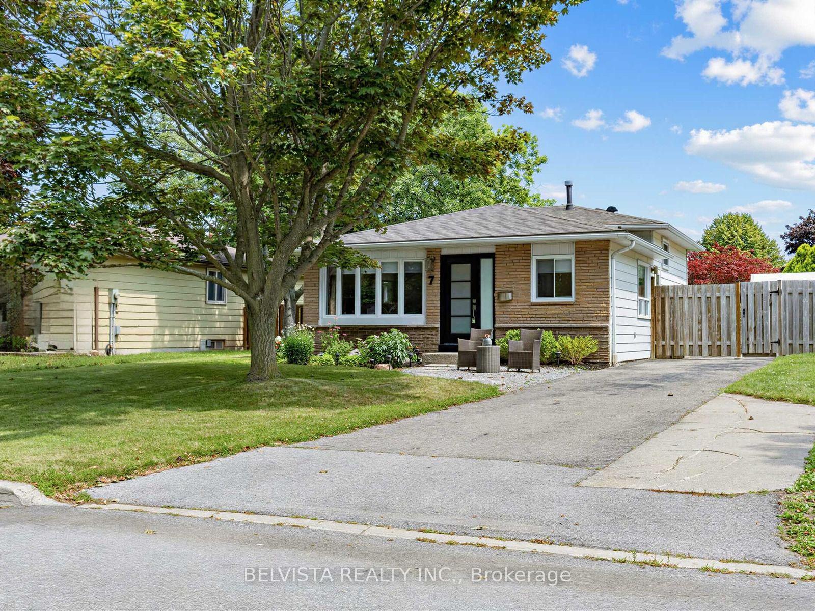 7 Agate Road, Ajax, ON, exterior