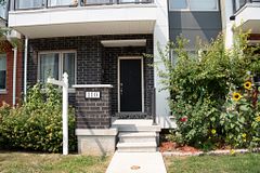 110 William Duncan Road, Toronto W05, ON, exterior