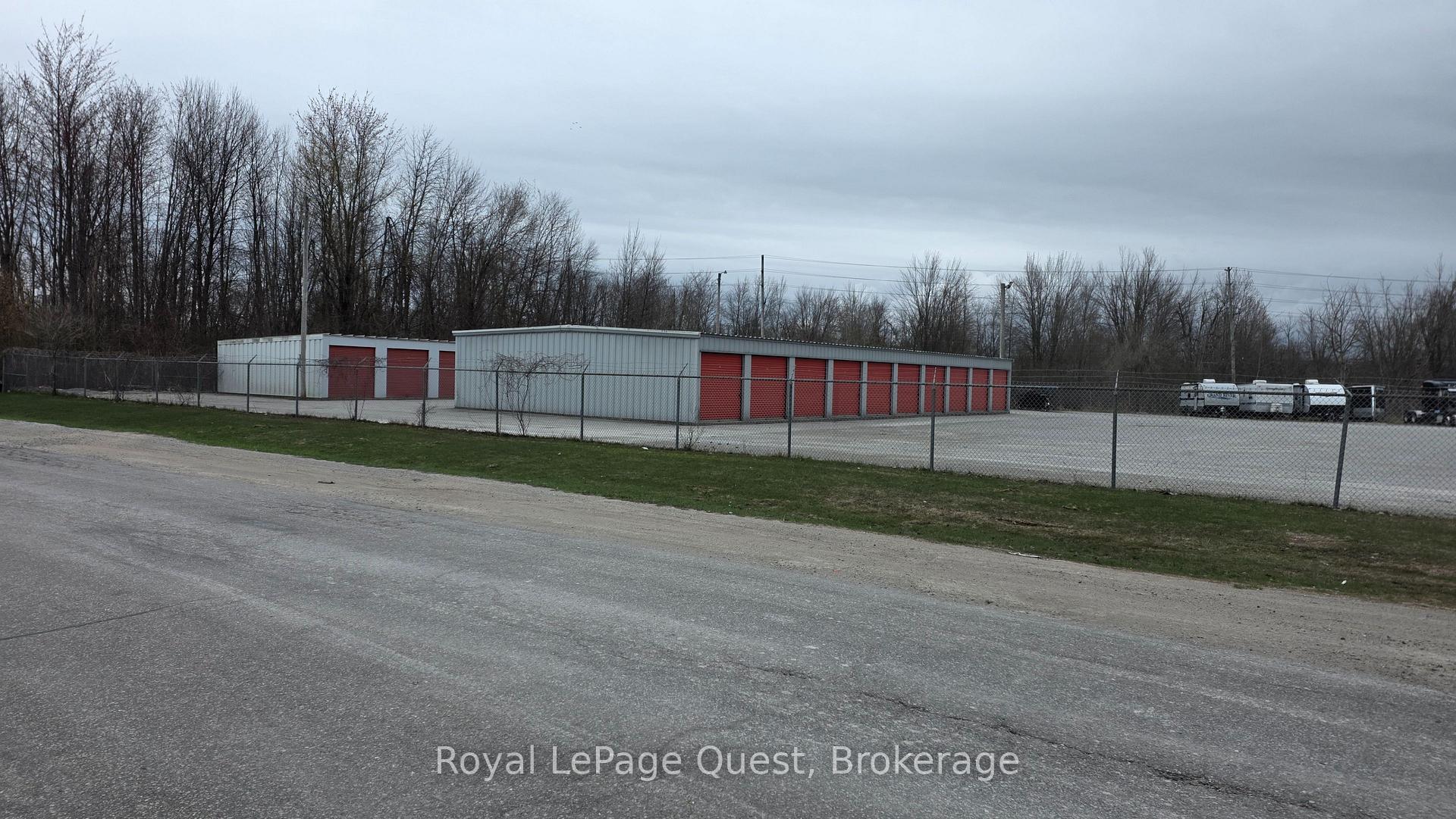 195 James Street W, Orillia, ON, exterior