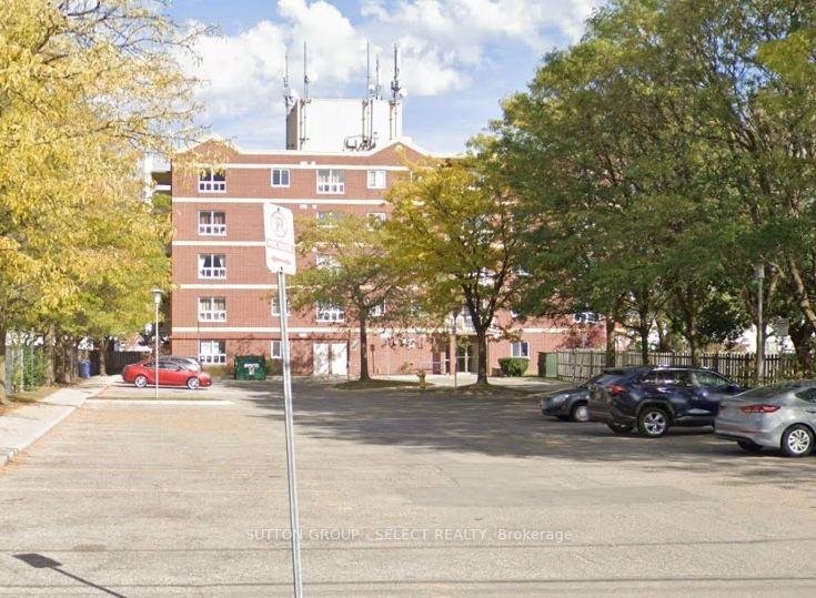 505 - 626 First Street, London East, ON, exterior