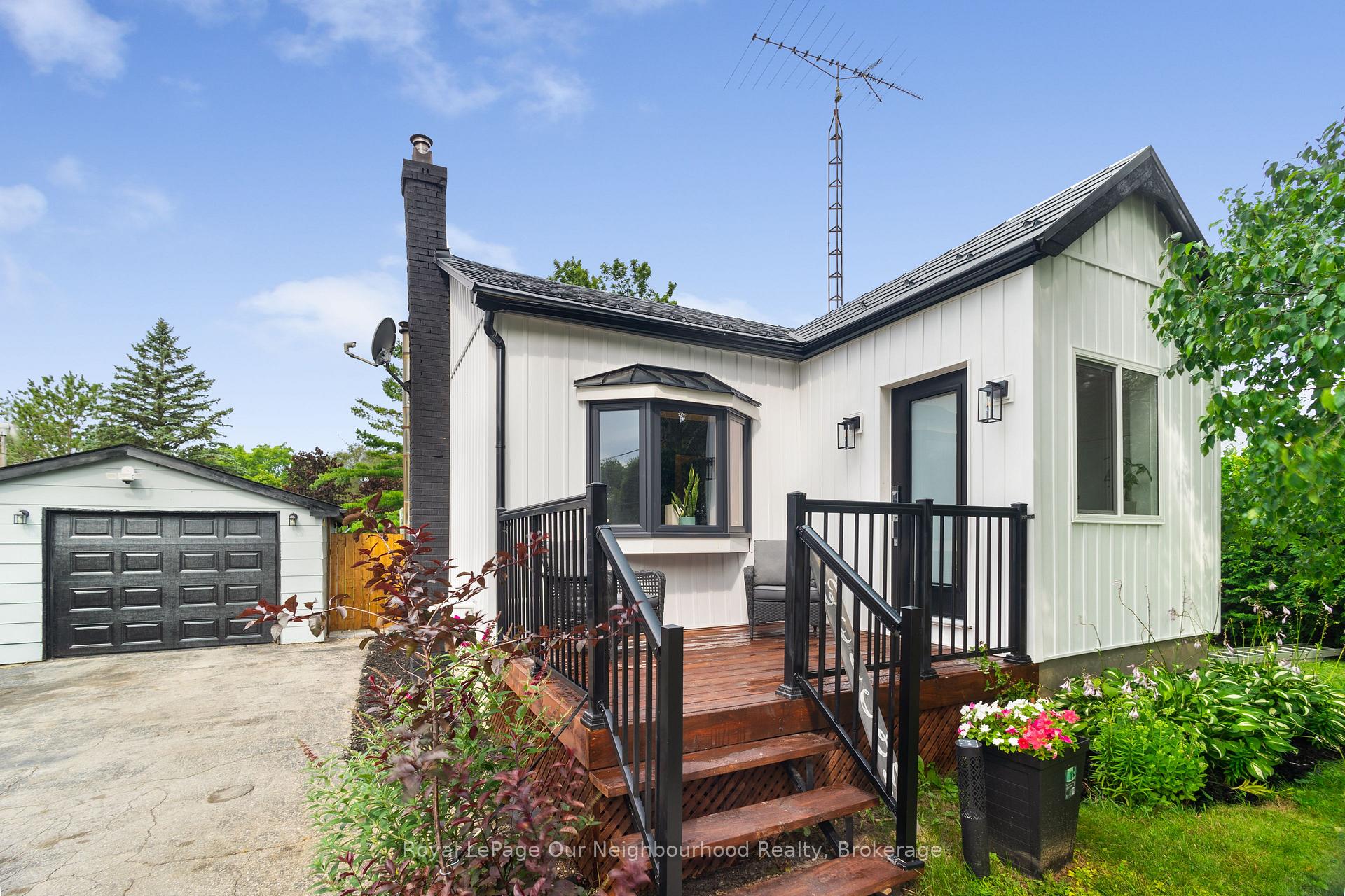 1397 Ontario Street, Cobourg, ON, exterior