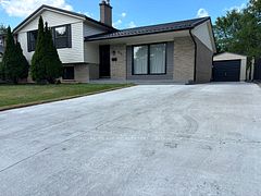 653 Steeplechase Drive, London South, ON, exterior