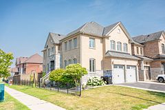 1 Walker Boulevard, New Tecumseth, ON, exterior