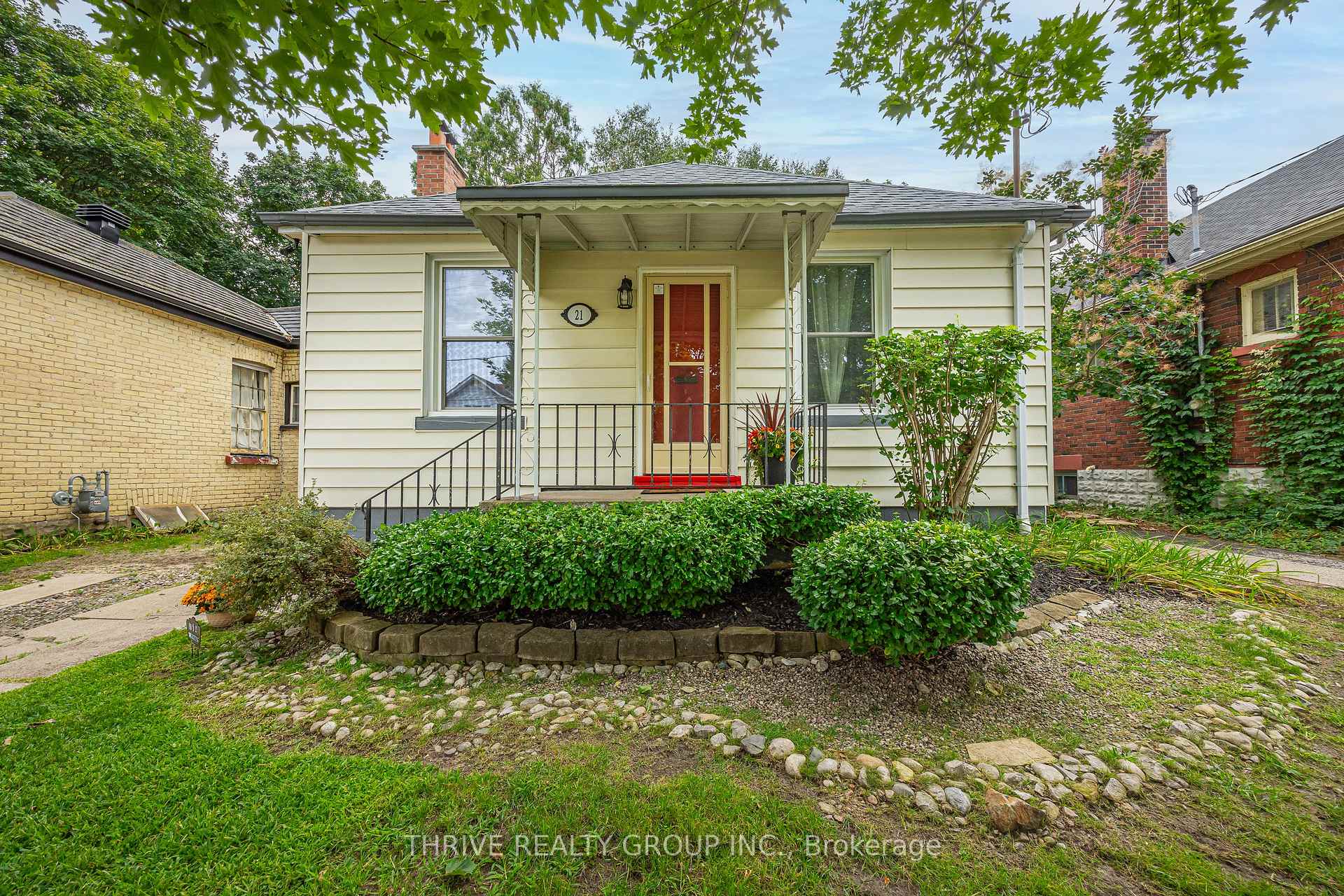 21 Wolseley Avenue, London East, ON, exterior