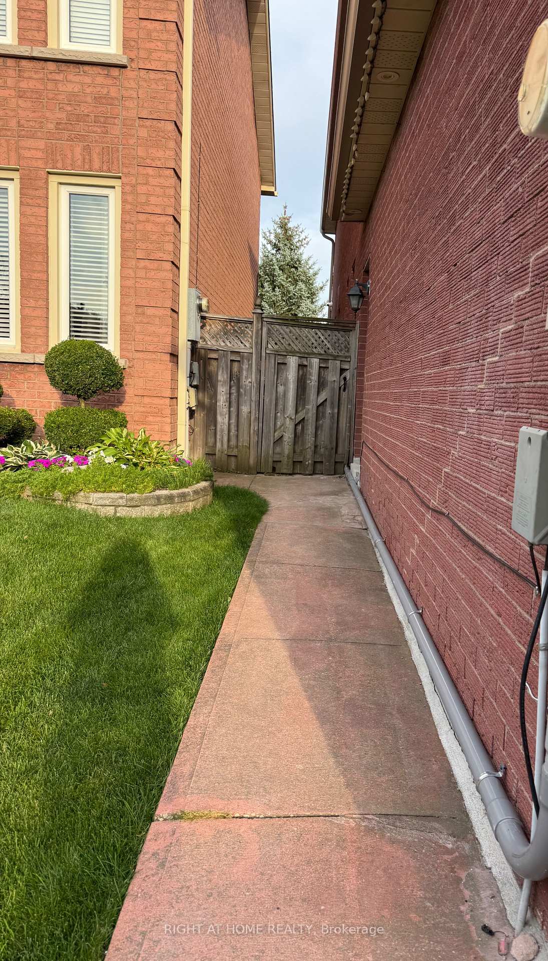 Basement - 372 Winfield Terrace, Mississauga, ON, exterior