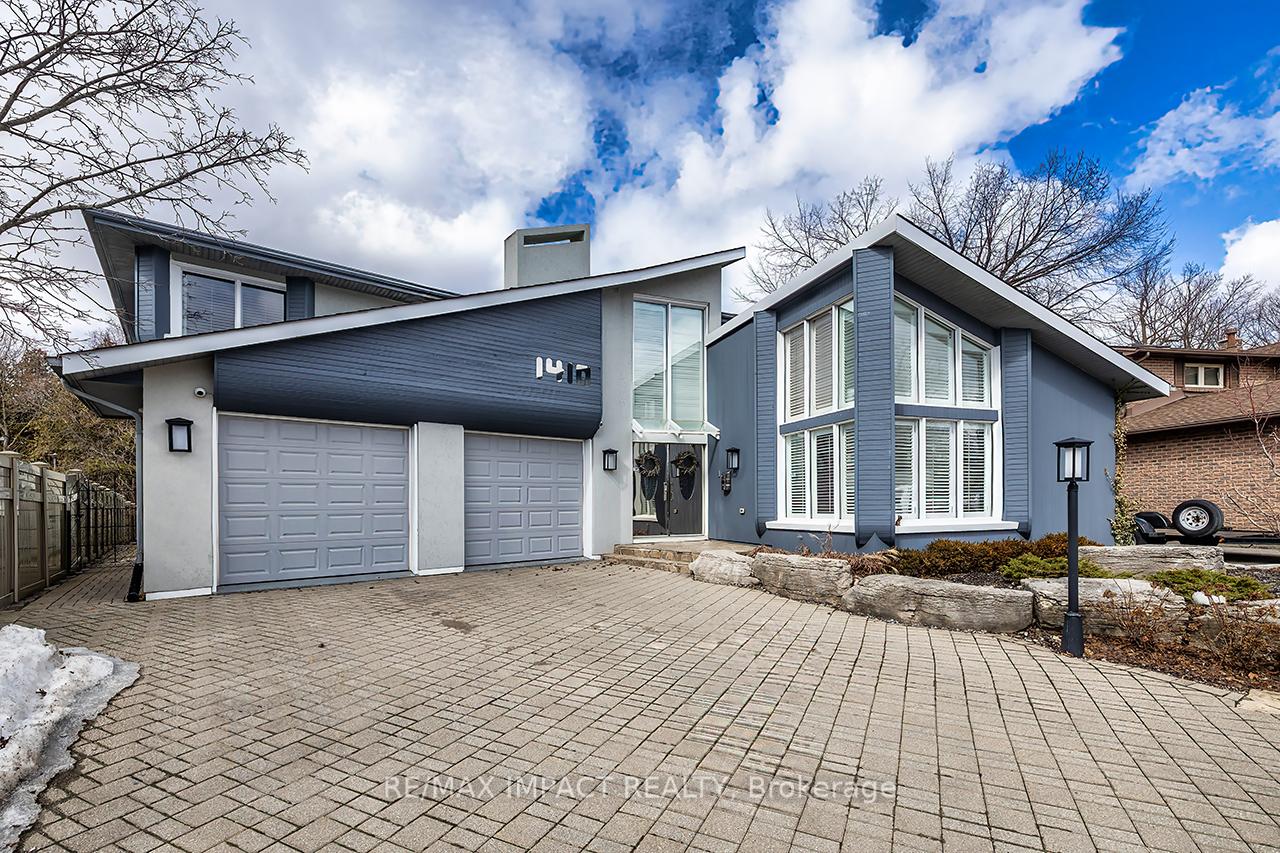 1410 Manitou Drive, Oshawa, ON, exterior