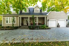 354 Country Club Crescent, Mississauga, ON, exterior