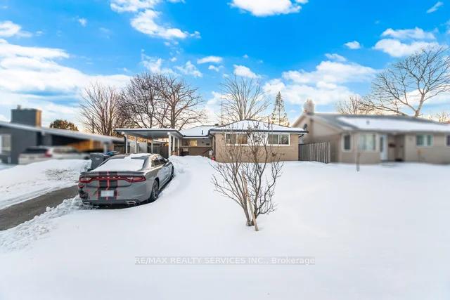 8294 Elderberry Drive, Niagara Falls, ON, exterior