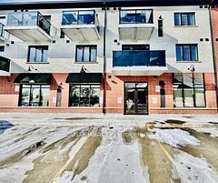 108 - 170 Rockhaven Lane, Hamilton, ON, exterior
