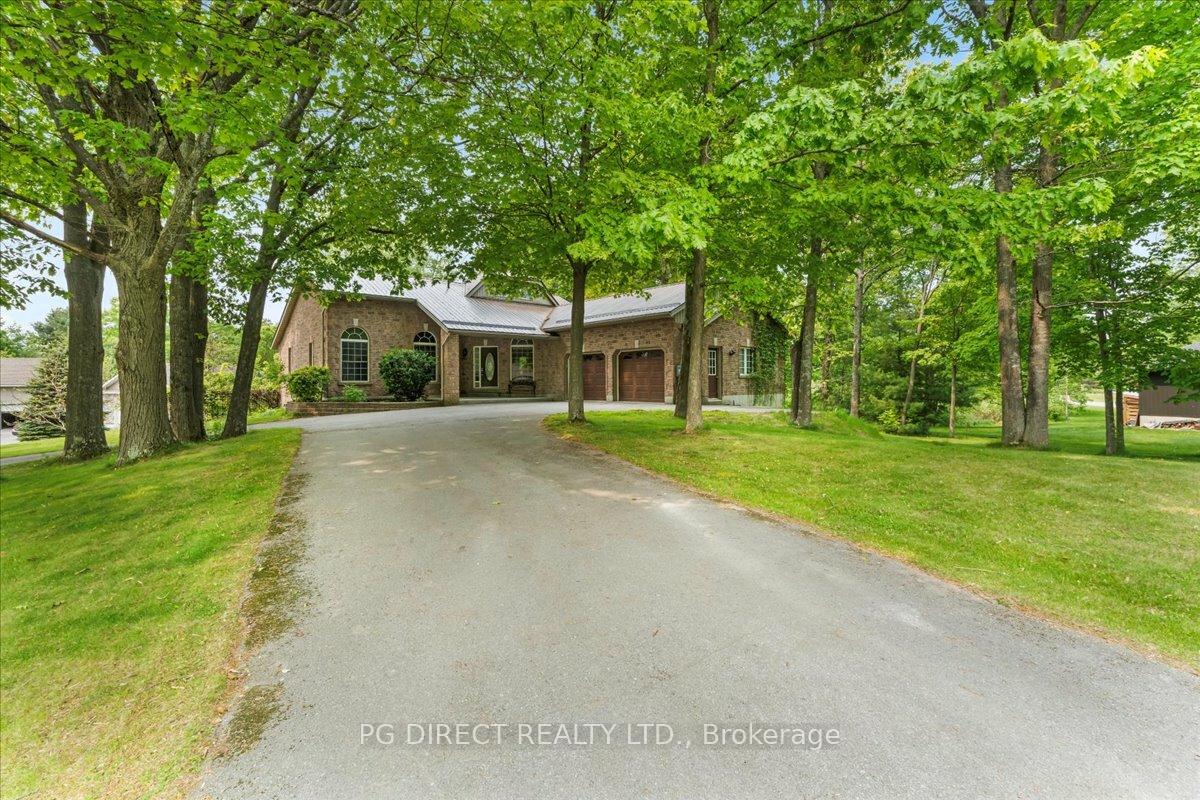 10 Fraserglen Court, Quinte West, ON, exterior