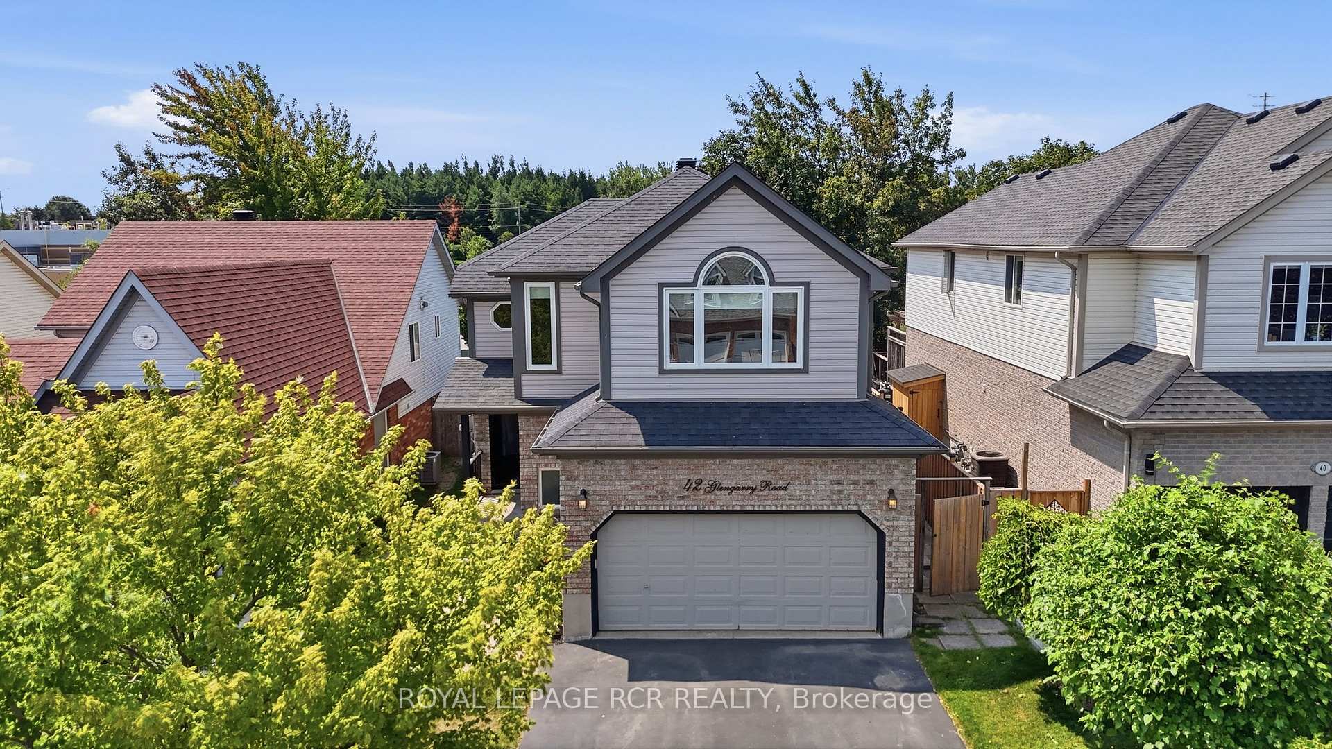 42 Glengarry Road, Orangeville, ON, exterior