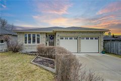 UPPER - 535 Appledale Crescent, Waterloo, ON, exterior