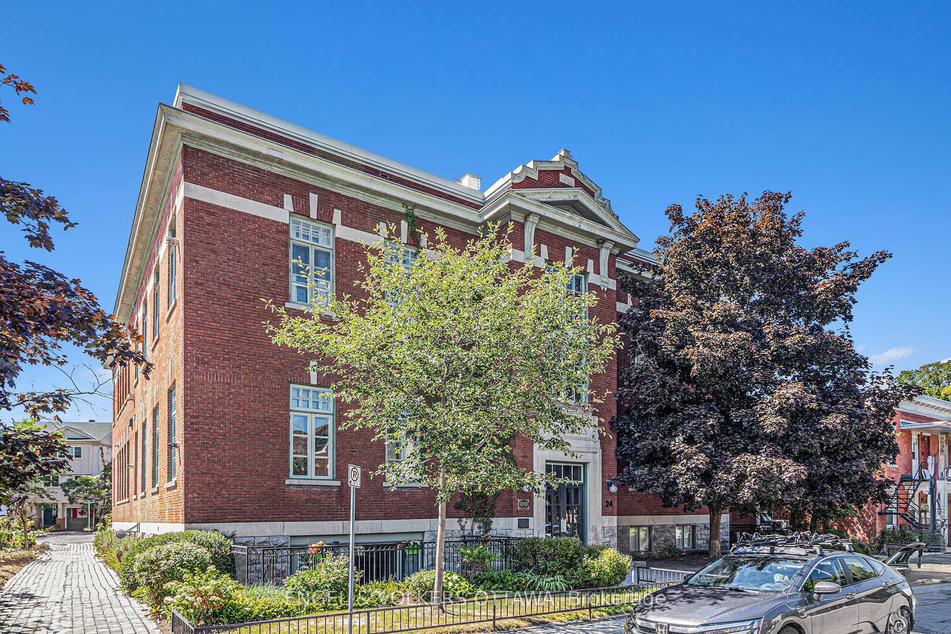 203 - 24 Springfield Road, New Edinburgh - Lindenlea, ON, exterior