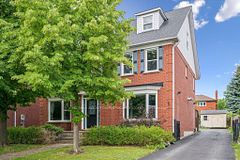 2456 Sixth Line, Oakville, ON, exterior