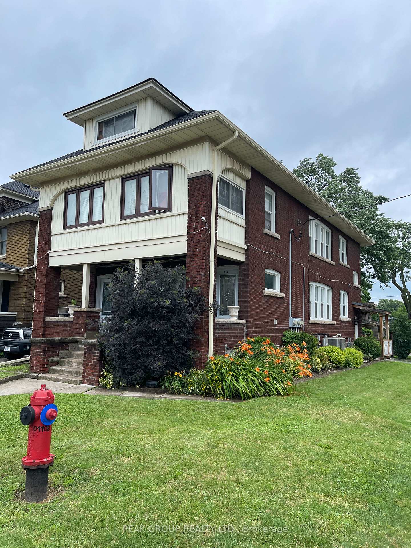 Lower - 4961 Armoury Street, Niagara Falls, ON, exterior