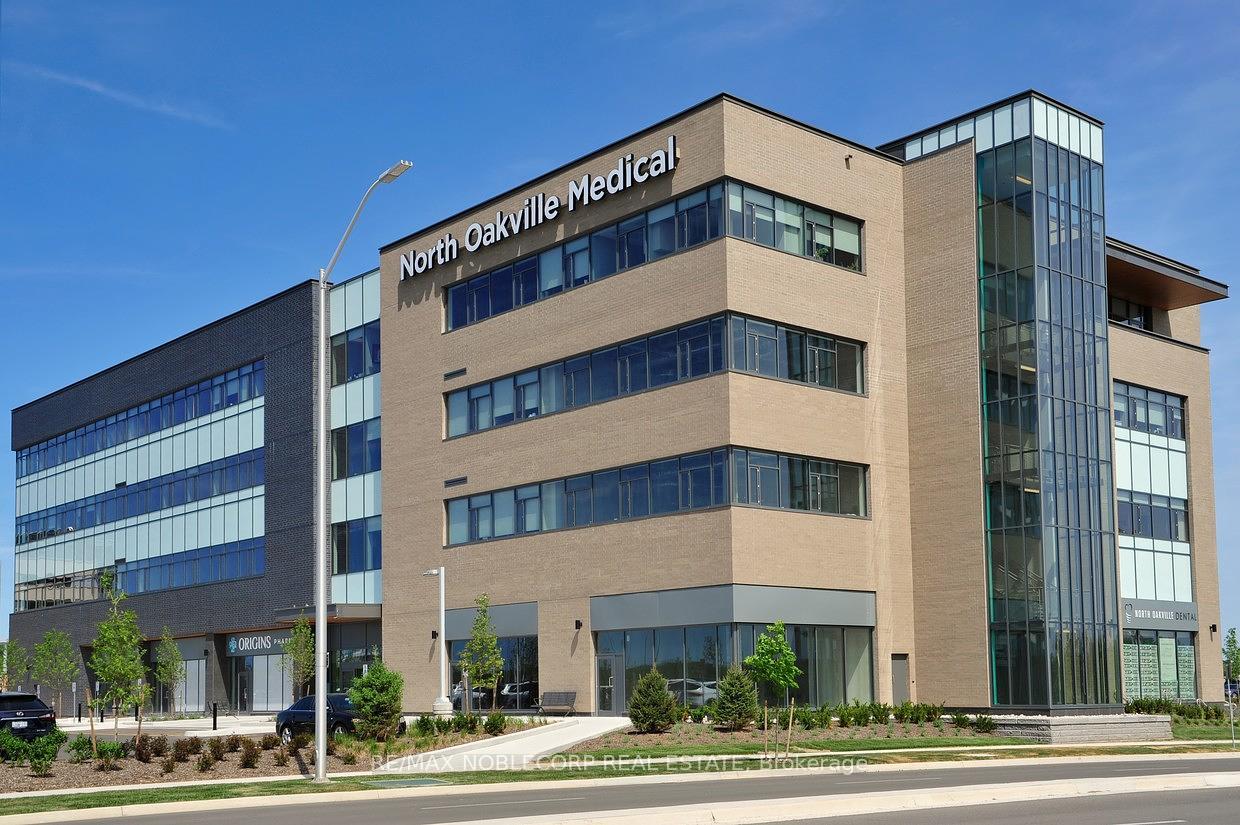 422 - 3075 Hospital Gate, Oakville, ON, exterior