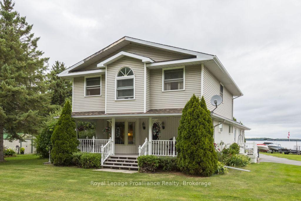 11438C Loyalist Parkway, Prince Edward County, ON, exterior