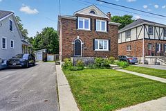 100 Ellerbeck Street, Kingston, ON, exterior