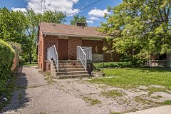 3056 Parkerhill Road, Mississauga, ON, exterior