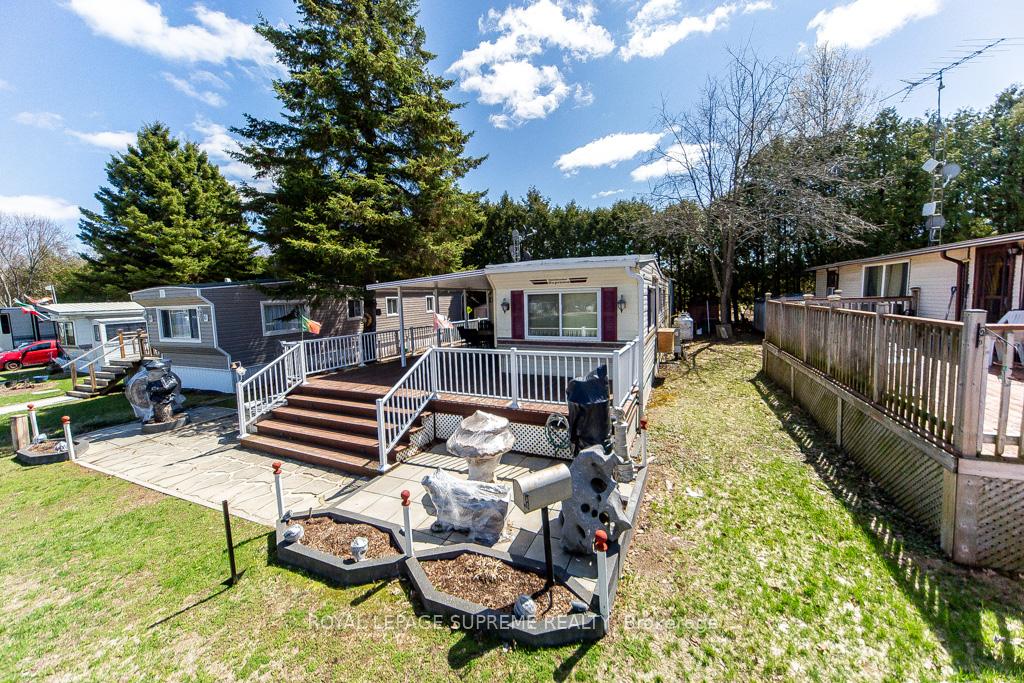 333 - 285 Crydermans Road, Georgina, ON, exterior