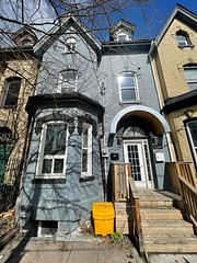 414 Dundas Street E, Toronto C08, ON, exterior