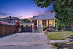 14 Grampian Crescent, Toronto W05, ON, exterior
