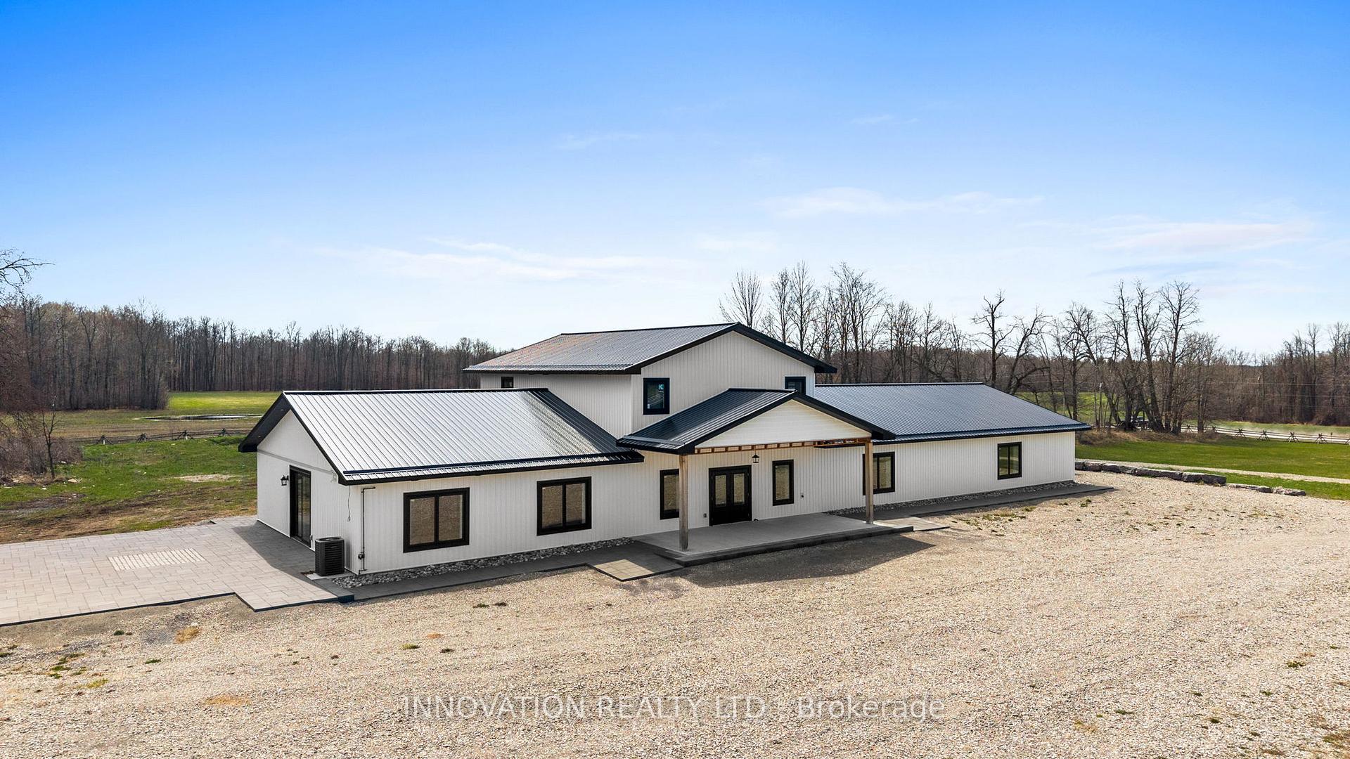 800 Ford Road, Montague, ON, exterior