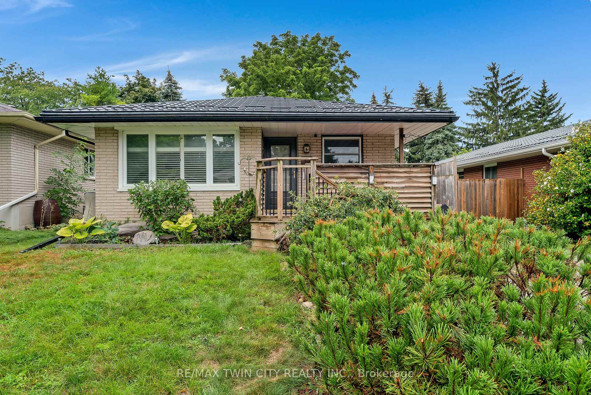 83 Kimberly Crescent, Kitchener, ON, exterior