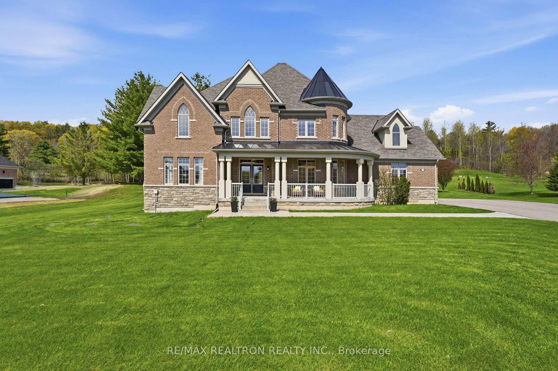 168 Pine Hill Road, Bradford West Gwillimbury, ON, exterior