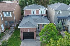 32 Marshall Crescent, Ajax, ON, exterior
