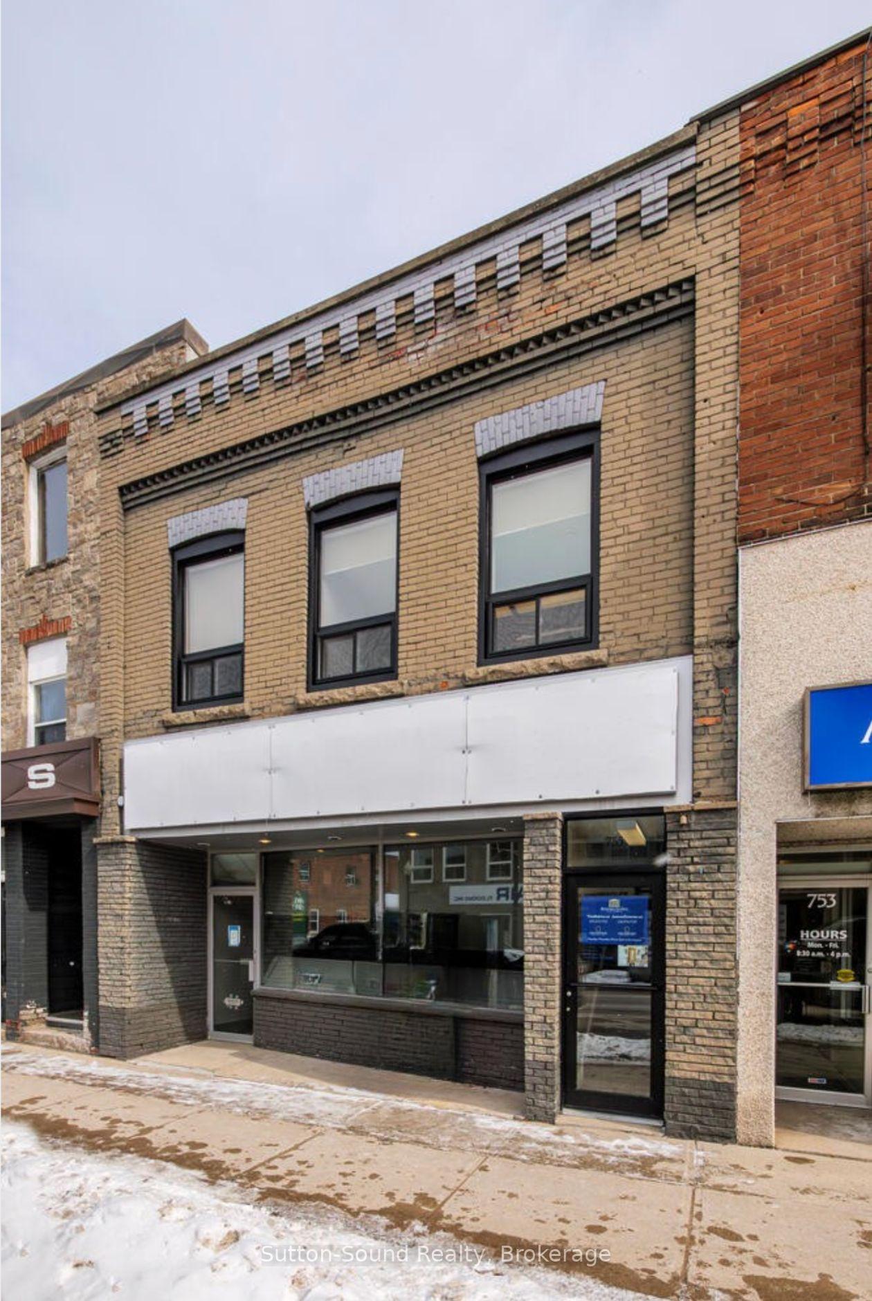 757 2nd Avenue E, Owen Sound, ON, exterior