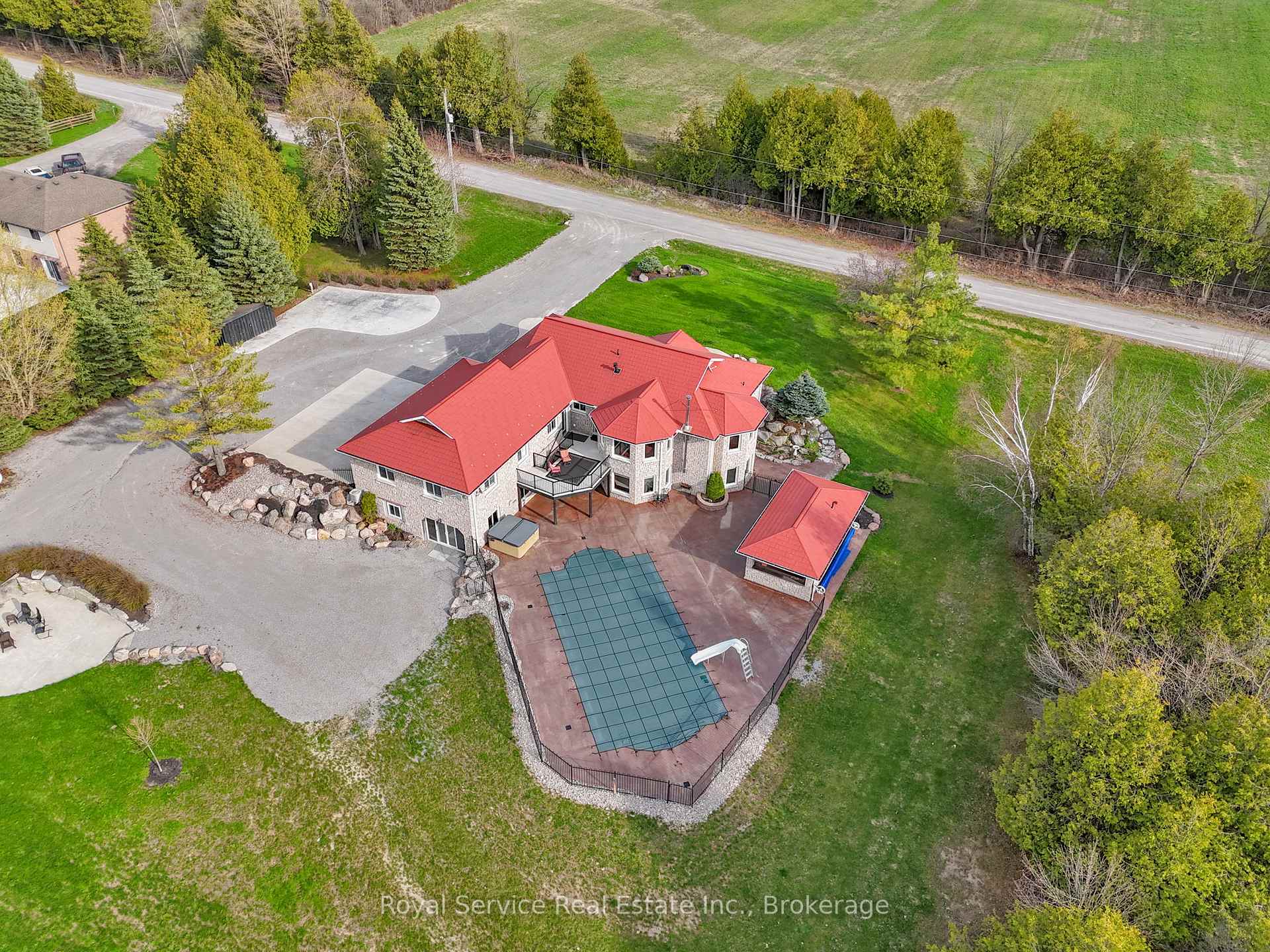310 Viner Line, Selwyn, ON, exterior