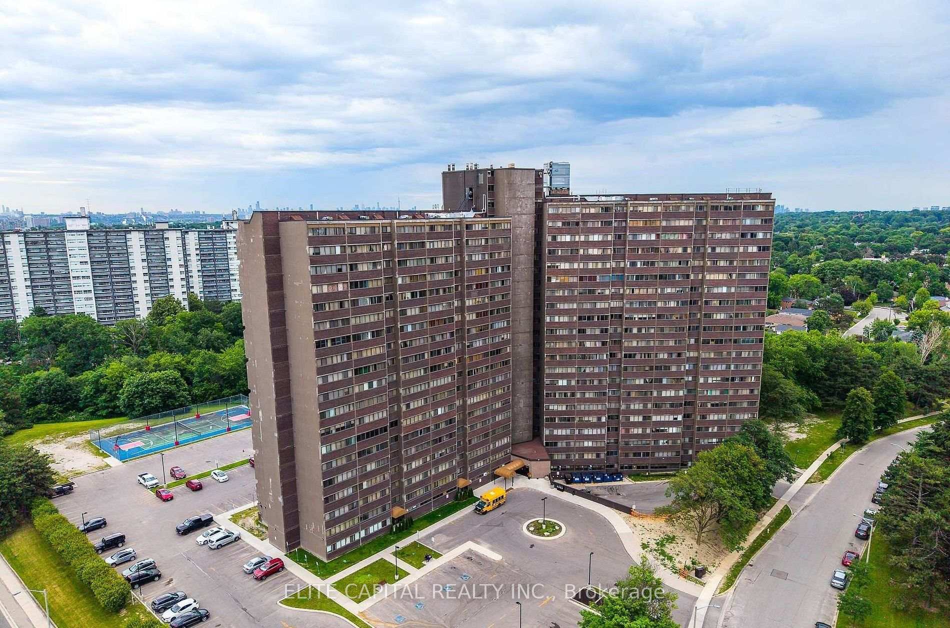 #1710 - 11 Wincott Drive, Toronto W09, ON, exterior