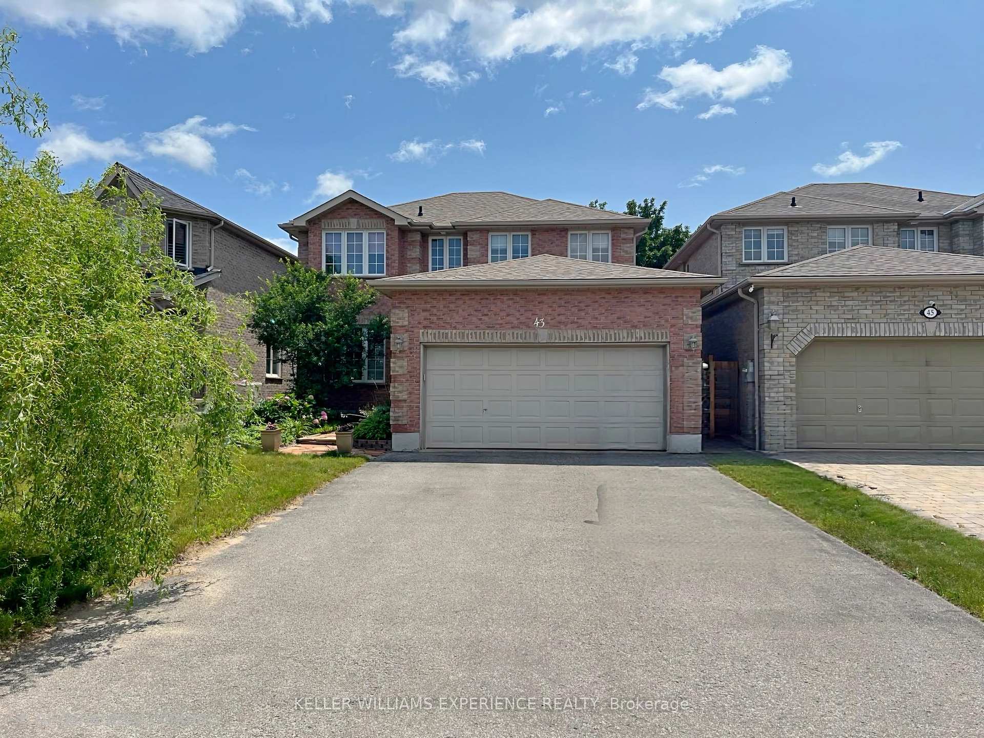 43 Dunnett Drive, Barrie, ON, exterior