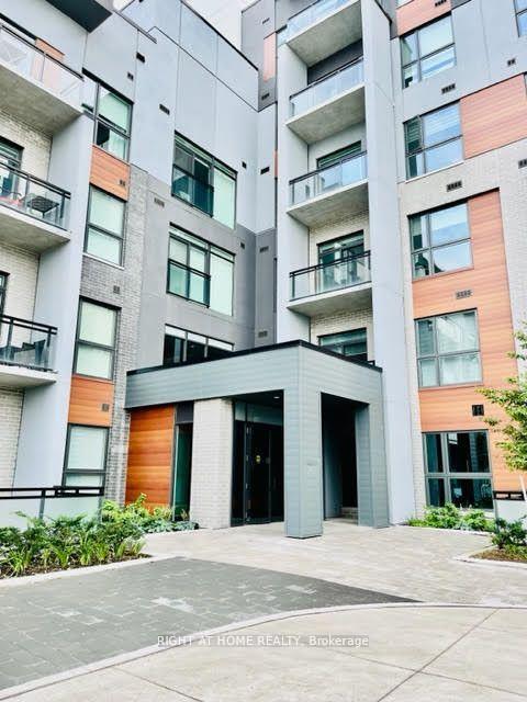 29 - 95 Dundas Street W, Oakville, ON, exterior