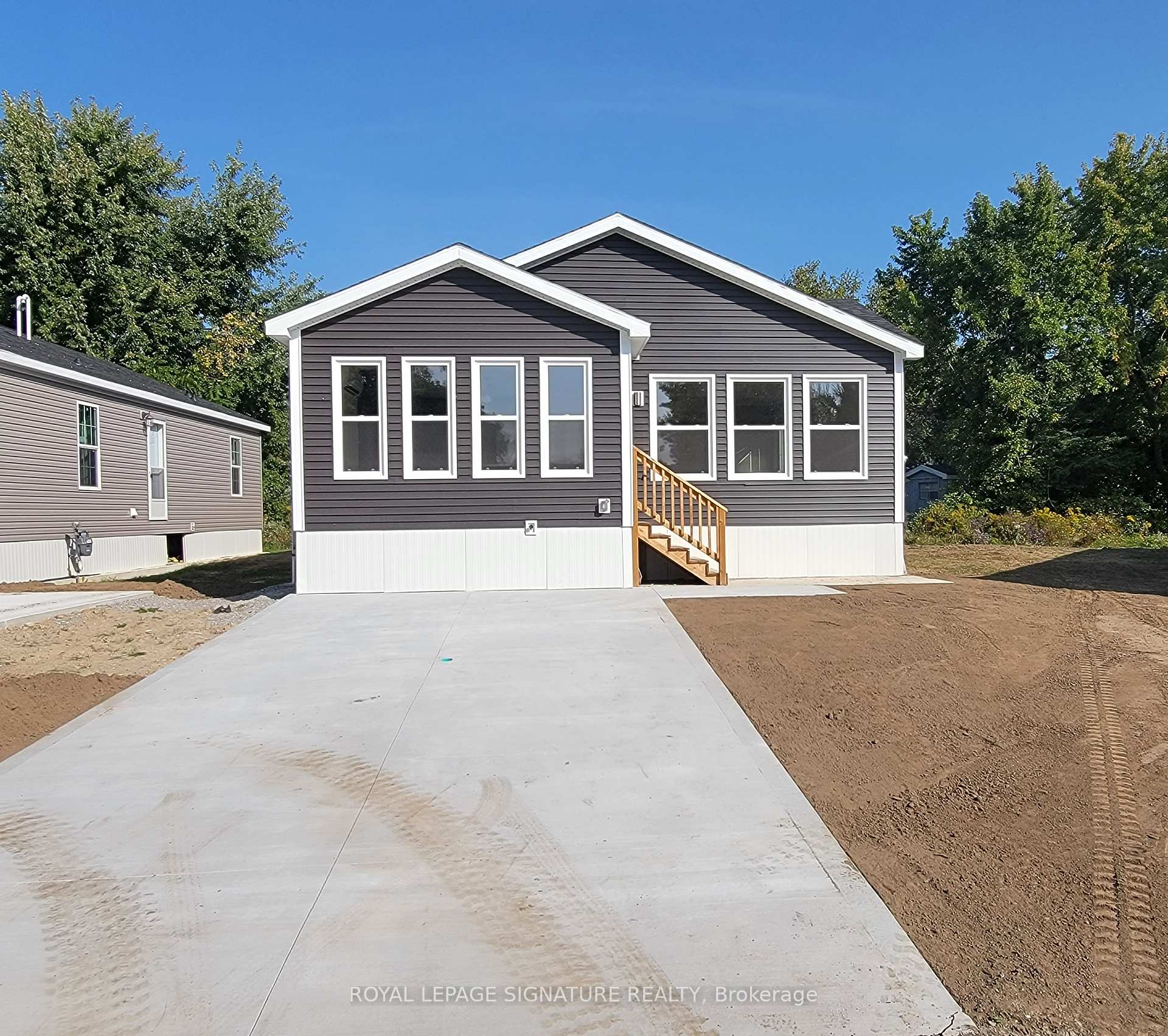 14 Briarwood Place, Innisfil, ON, exterior