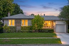 48 Benway Drive, Toronto W10, ON, exterior