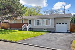 888 CHARLESWOOD Avenue, Overbrook - Castleheights and Area, ON, exterior