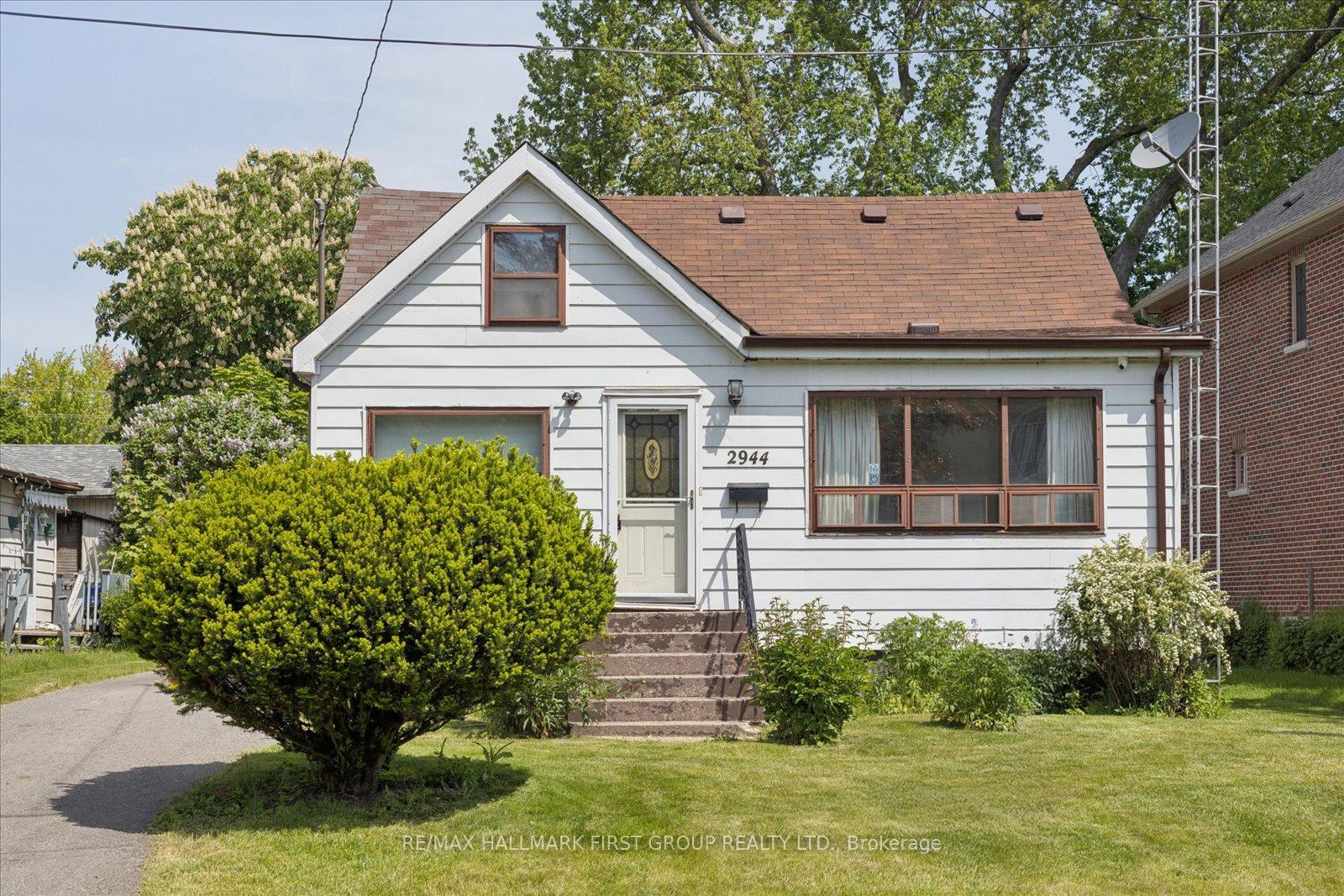 2944 Ebony Street, Ajax, ON, exterior