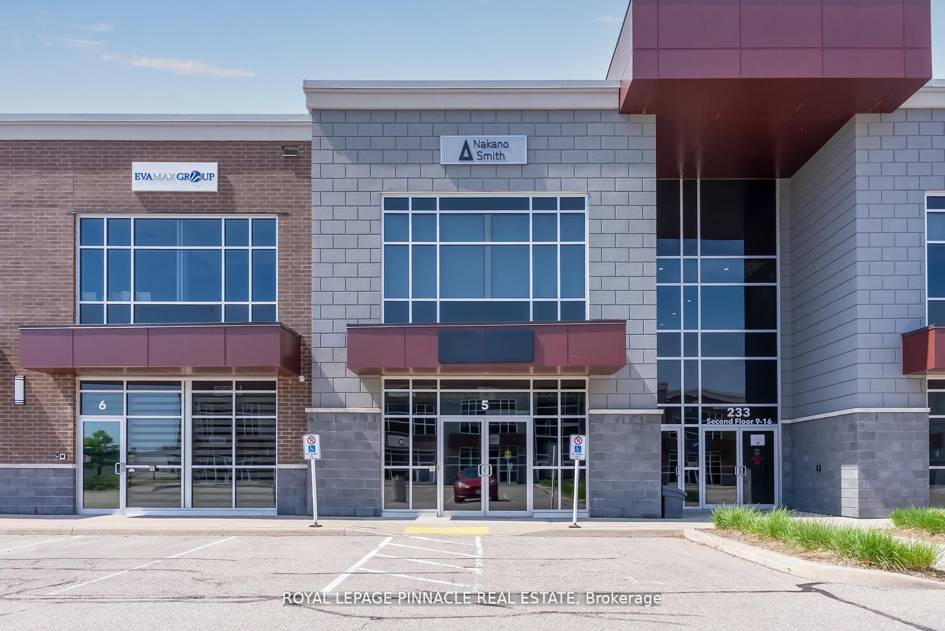 5-C - 233 Speers Road, Oakville, ON, exterior